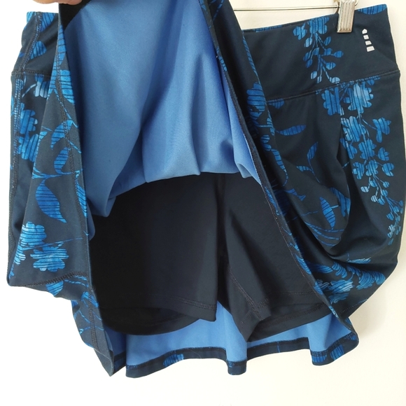 Lands' End Skort Navy Blue Floral - Size M (10-12) - Picture 3 of 8